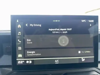 Photo 42 Dacia Duster  Hybrid 140