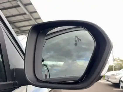 Photo 23 Dacia Duster  Hybrid 140