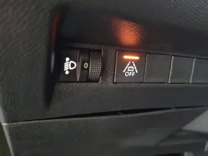 Photo 25 Peugeot 208  PureTech 75 S&S BVM5