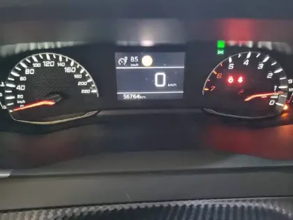 Photo 9 Peugeot 208  PureTech 75 S&S BVM5