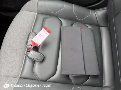 Photo 15 Citroën C4  PureTech 130 S&S EAT8 Shine