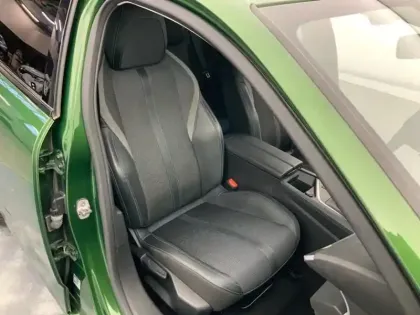 Photo 8 Peugeot 308  PureTech 130ch S&S BVM6 Allure Pack