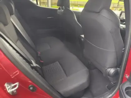 Photo 10 Toyota C-HR 1.8 Hybride 122 Design Ultimate