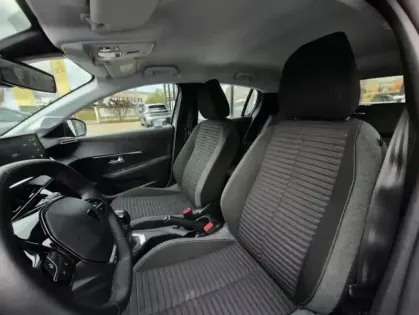 Photo 18 Peugeot 208 II PureTech 75 S&S Active 5 portes (sept. 2023) (co2 120)