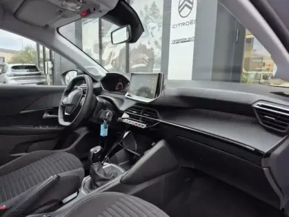 Photo 25 Peugeot 208 II PureTech 75 S&S Active 5 portes (sept. 2023) (co2 120)