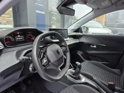 Photo 23 Peugeot 208 II PureTech 75 S&S Active 5 portes (sept. 2023) (co2 120)