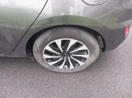 Photo 13 Ford Fiesta 1.0 Flexifuel 95ch Titanium Business 5p