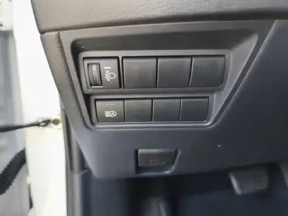 Photo 14 Toyota Yaris Hybride 1.5 HYBRID 116H DESIGN AUTO