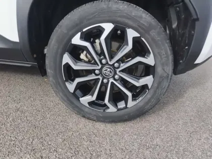 Photo 11 Toyota Yaris Hybride 1.5 HYBRID 116H DESIGN AUTO