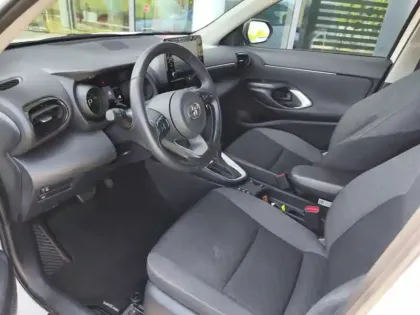 Photo 18 Toyota Yaris Hybride 1.5 HYBRID 116H DESIGN AUTO