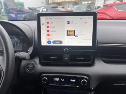 Photo 17 Toyota Yaris Hybride 116h Design