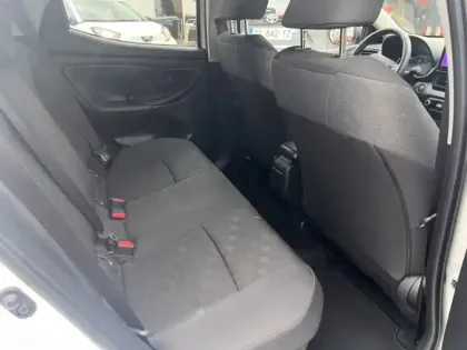 Photo 9 Toyota Yaris Hybride 116h Design