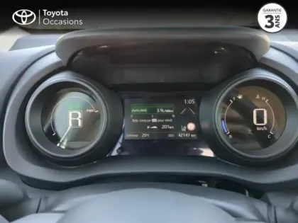 Photo 13 Toyota Yaris  Cross 116h Dynamic MY22