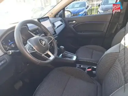 Photo 14 Renault Captur  1.3 TCe 140ch FAP Intens EDC -21 GPS Attelage