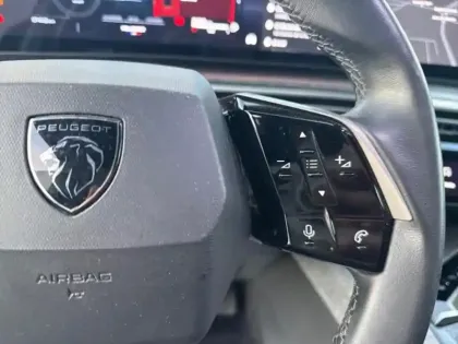 Photo 28 Peugeot 5008  Hybrid 145ch Allure e-DCS6