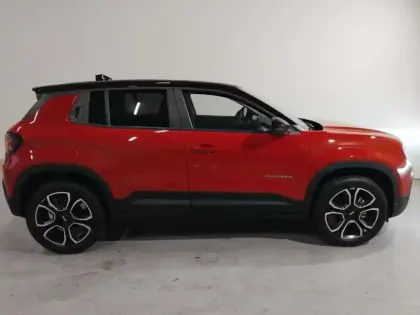 Photo 1 Jeep Avenger  1.2 Turbo T3 110ch MHEV Summit BVR6 eHybrid