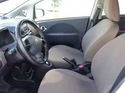 Photo 8 Citroën C-Zéro C-Zero Confort