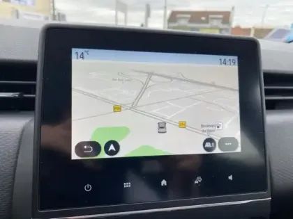 Photo 9 Renault Clio  1.6 E-Tech 140ch Business -21