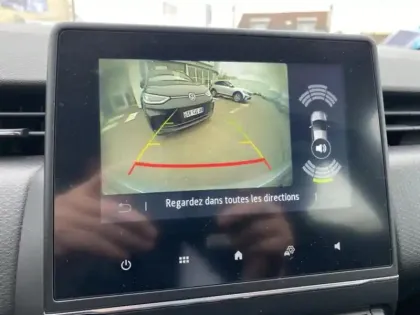 Photo 8 Renault Clio  1.6 E-Tech 140ch Business -21