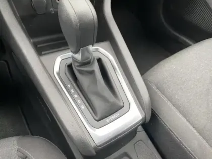 Photo 10 Renault Clio  1.6 E-Tech 140ch Business -21