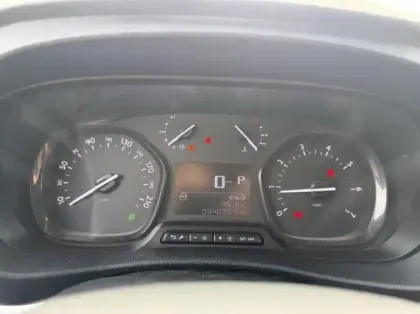 Photo 13 Peugeot Expert  Fg Standard 2.0 BlueHDi 180ch S&S Pack Sport EAT8