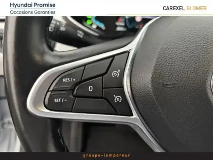 Photo 12 Renault Clio  1.6 E-Tech 140ch Première Edition