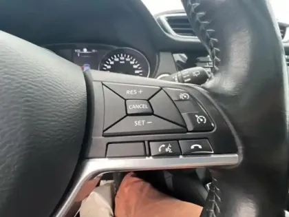 Photo 13 Nissan Qashqai  1.2 DIG-T 115ch N-Connecta Xtronic