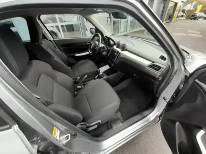 Photo 13 Suzuki Swift  1.2 Dualjet Hybrid 83ch Privilège