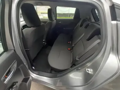 Photo 10 Suzuki Swift  1.2 Dualjet Hybrid 83ch Privilège