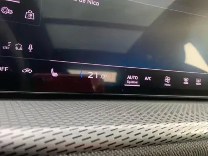 Photo 14 Audi Q5  50 TFSI e 299ch S line quattro S tronic 7