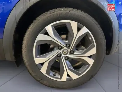 Photo 9 Renault Captur  1.6 E-Tech hybride 145ch RS Line -21 GPS Camera