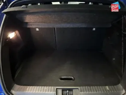 Photo 13 Renault Captur  1.6 E-Tech hybride 145ch RS Line -21 GPS Camera