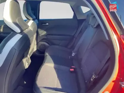 Photo 10 Renault Captur  1.6 E-Tech Plug-in 160ch Intens