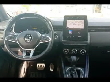 Photo 8 Renault Clio  1.6 E-Tech 145ch full hybrid esprit Alpine