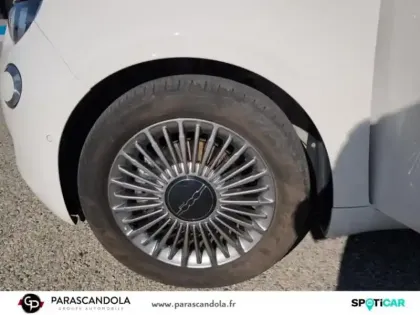 Photo 10 Fiat 500c  e 118ch Icône