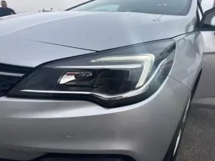 Photo 12 Opel Astra  1.2 Turbo 145ch Ultimate 8cv