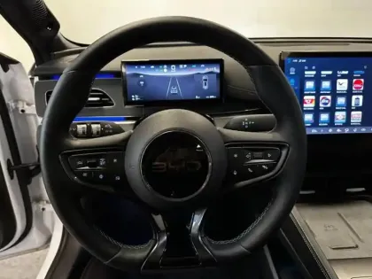 Photo 8 BYD Seal  6 Touring 1.5 DM-i 212ch Comfort Lite