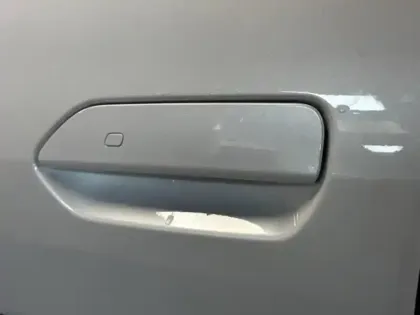 Photo 12 BYD Seal  6 Touring 1.5 DM-i 212ch Comfort Lite