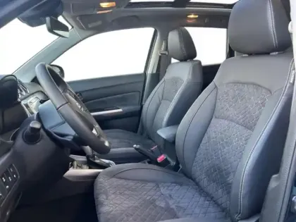 Photo 6 Suzuki Vitara  1.4 Boosterjet Hybrid 110ch Style Auto MY25