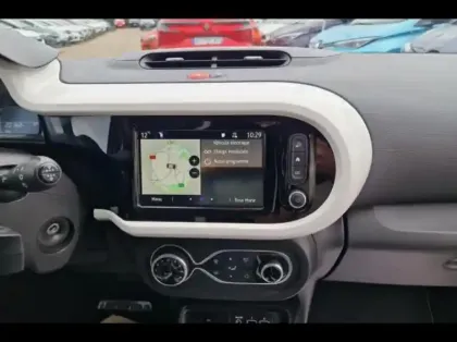 Photo 8 Renault Twingo  E-Tech Electric Techno R80 Achat Intégral