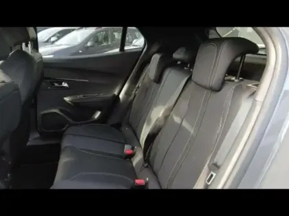 Photo 10 Peugeot 2008  1.5 BlueHDi 130ch S&S GT EAT8