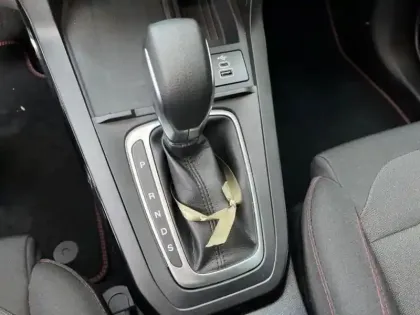 Photo 14 Ford Puma  1.0 EcoBoost Hybrid 125ch ST-Line S&S Powershift