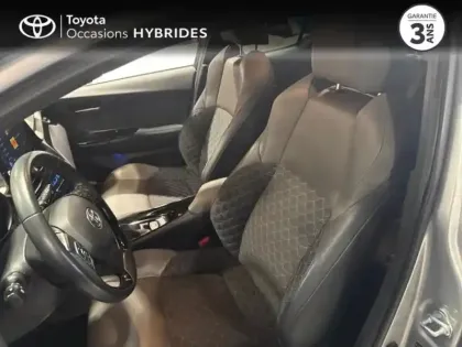 Photo 14 Toyota C-HR  122h Distinctive 2WD E-CVT MY22
