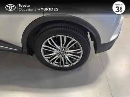 Photo 20 Toyota C-HR  122h Distinctive 2WD E-CVT MY22