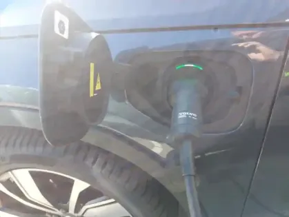 Photo 10 Volvo Xc40  T5 Recharge 180 + 82ch R-Design DCT 7