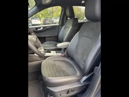 Photo 13 Ford Kuga  2.5 Duratec 190ch FHEV E85 ST-Line X BVA