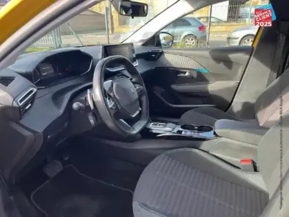 Photo 14 Peugeot 208  1.2 PureTech 100ch S&S Style EAT8