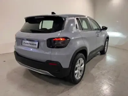 Photo 1 Jeep Avenger  Electrique 156ch 115kW Altitude