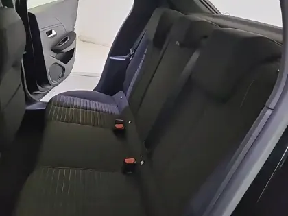 Photo 11 Peugeot 208  Electrique 50 kWh 136ch