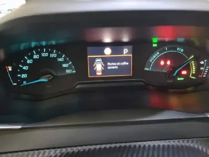 Photo 9 Peugeot 208  Electrique 50 kWh 136ch